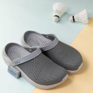 Crocs Literide Clogs (Smoke/Pearl)