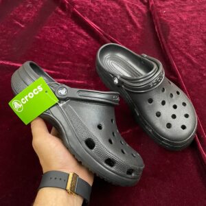 Crocs Classic Clogs (Black)