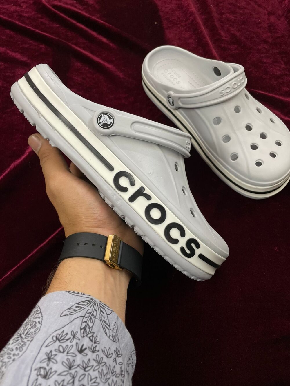 Crocs Bayaband Clogs (Light Grey Black) - Image 2