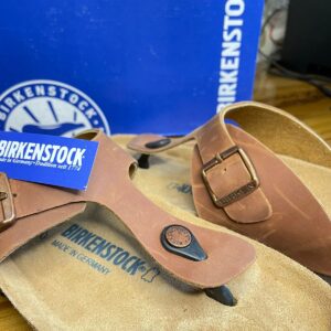 Birkenstock Gizeh Slides (Brown)