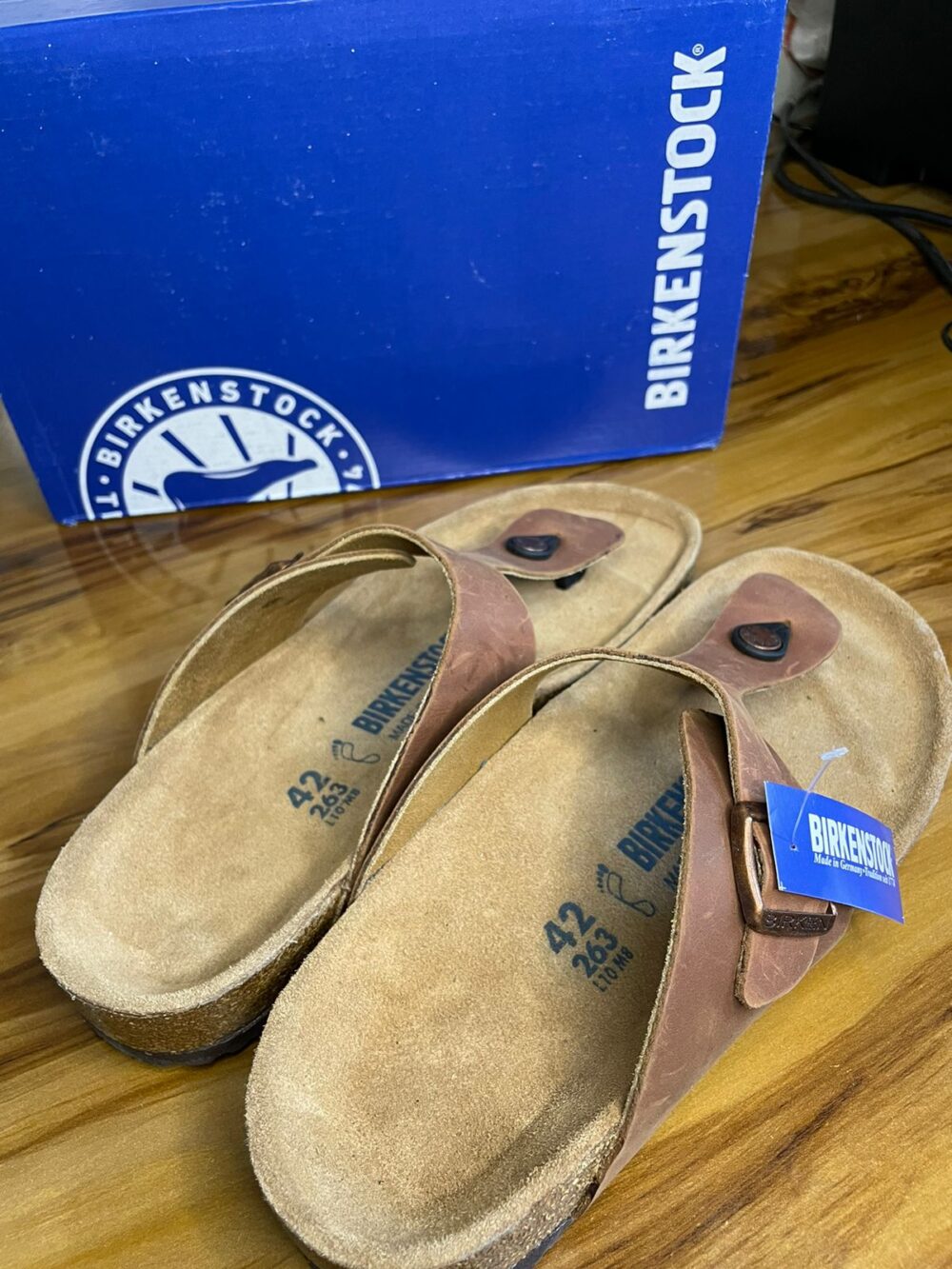 Birkenstock Gizeh Slides (Brown) - Image 3