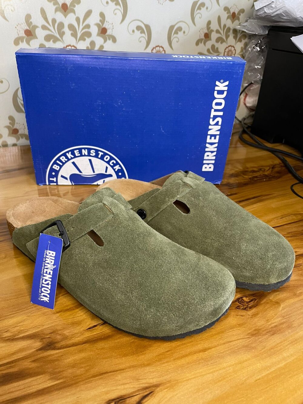 Birkenstock Boston Slides (Suede Green)