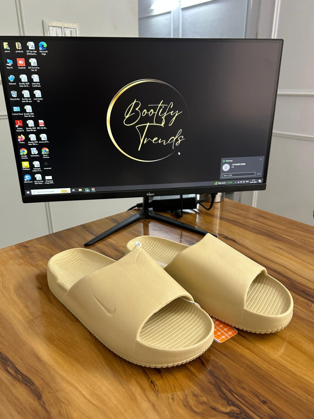 Nike Calm Slide (Beige)