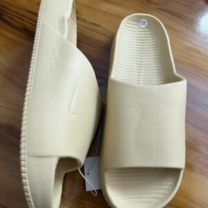 Nike Calm Slide (Beige)