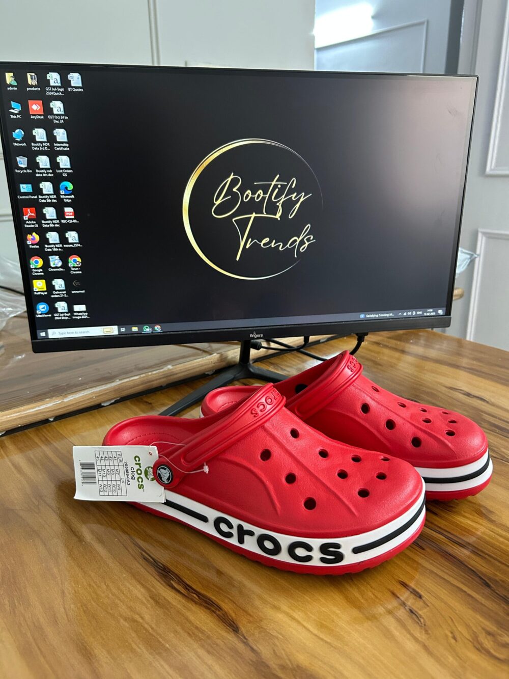 Crocs Bayaband Clogs (Red)