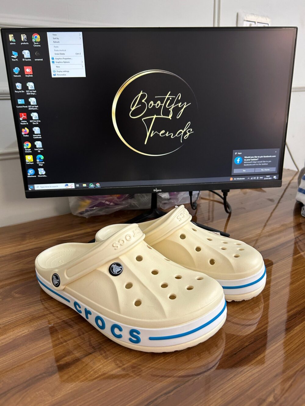 Crocs Bayaband Clogs (Beige Blue)