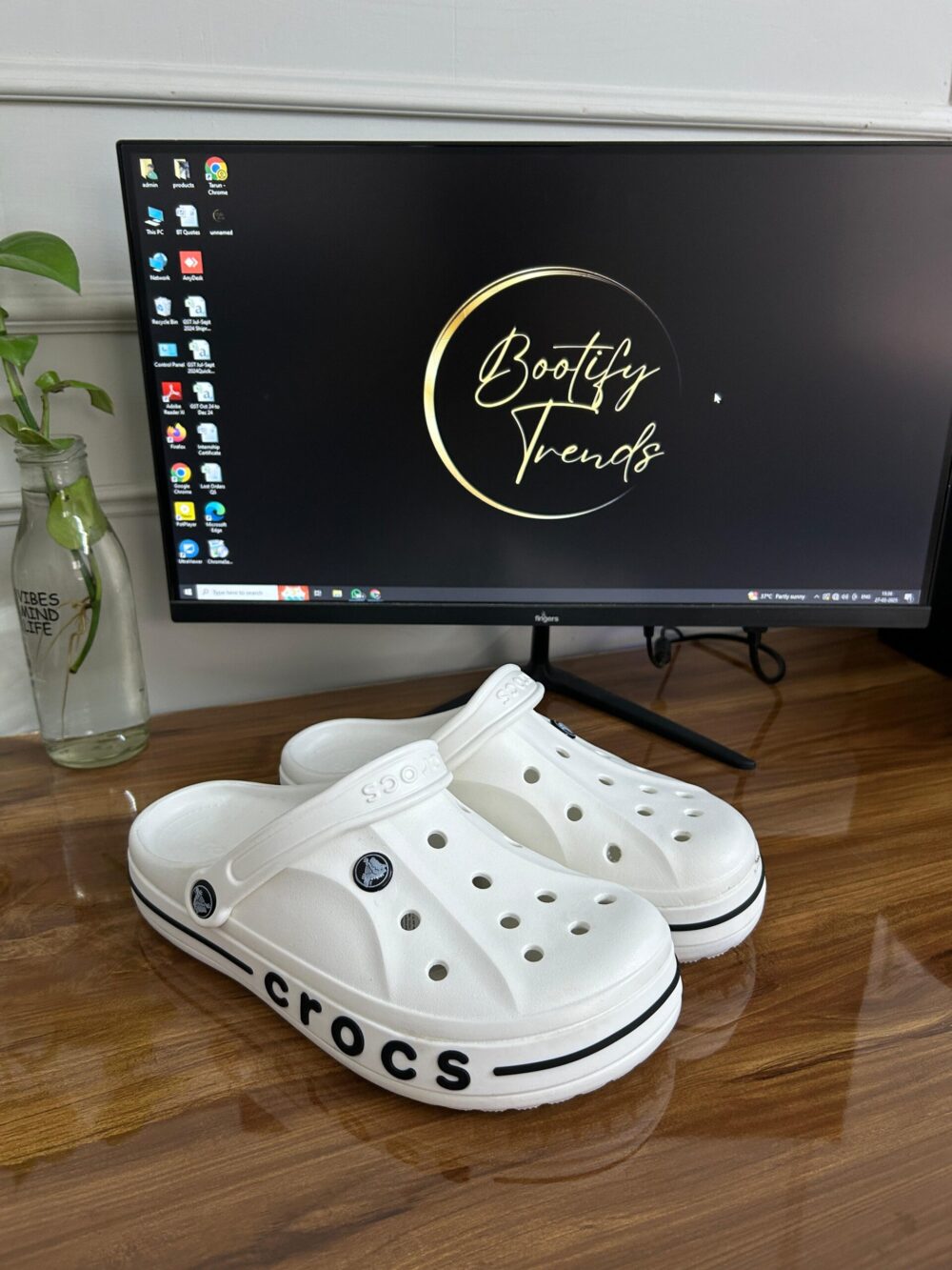 Crocs Bayaband Clogs (White)