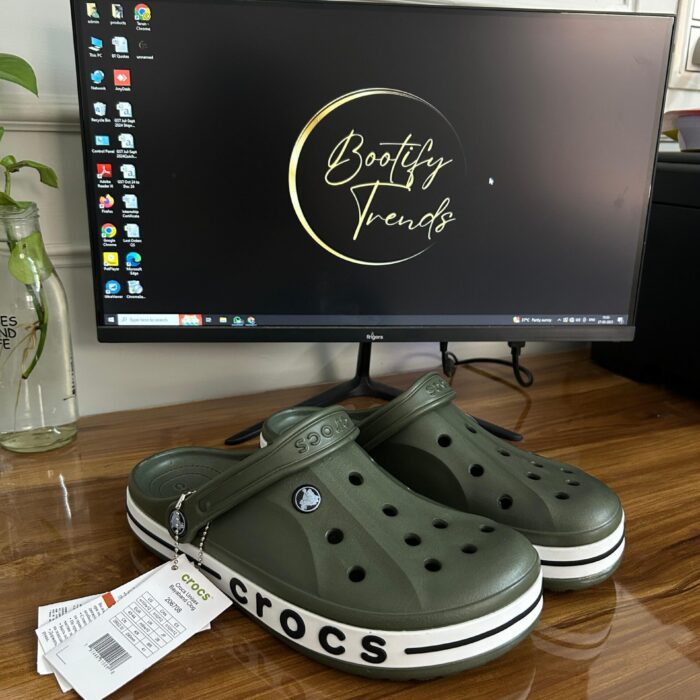 Crocs Bayaband Clogs (Army Green)