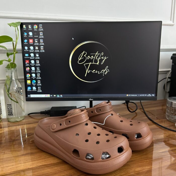 Crocs Classic Crush Clogs (Latte)