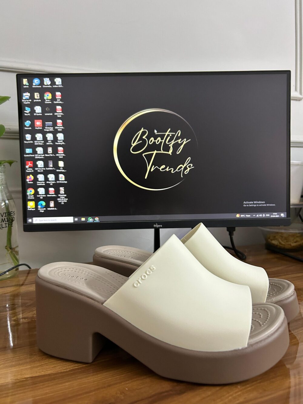 Crocs Brooklyn Women Heels (Beige Brown)