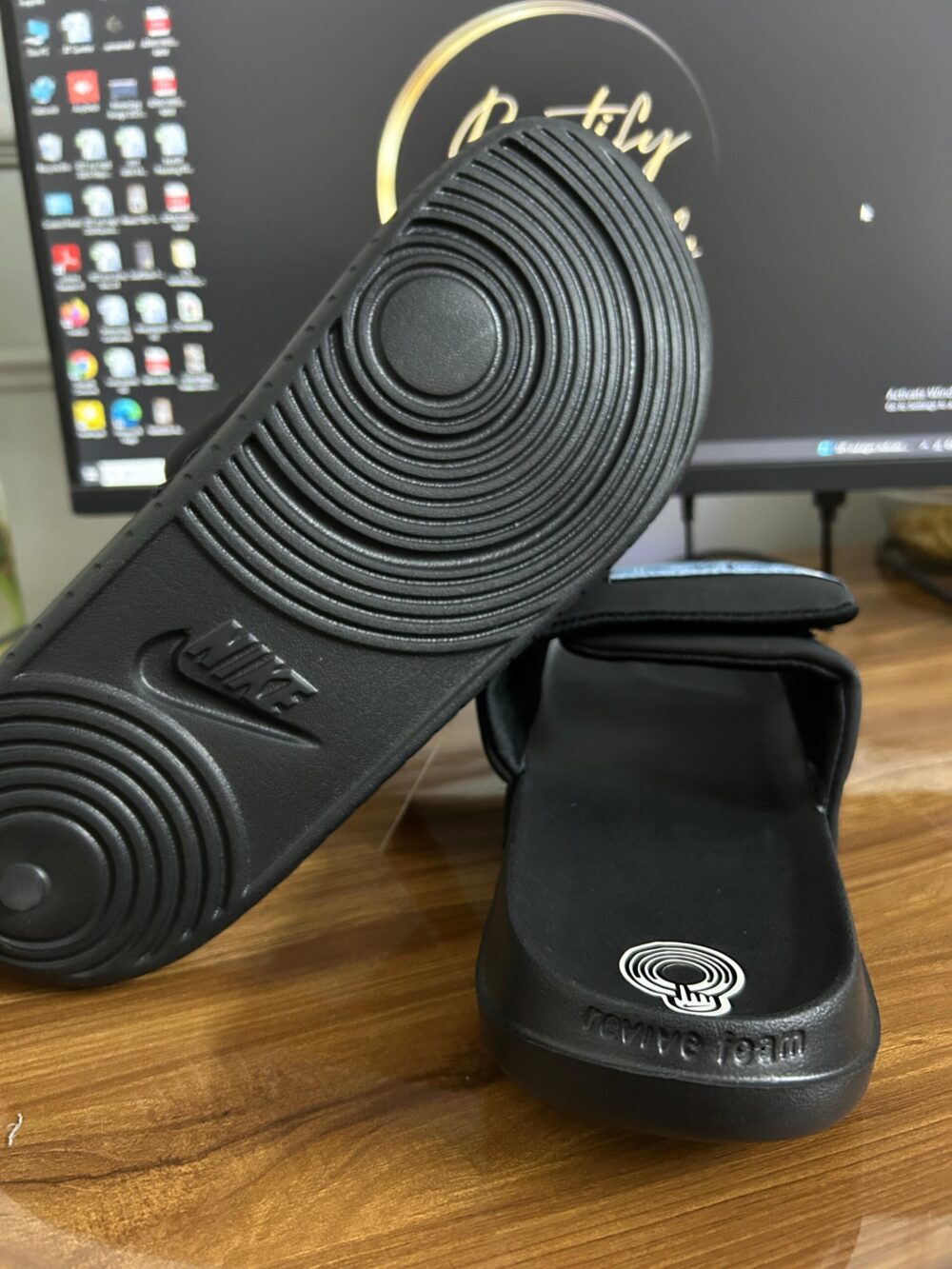 Nike Off Court Adjust Slides (Black) - Image 3