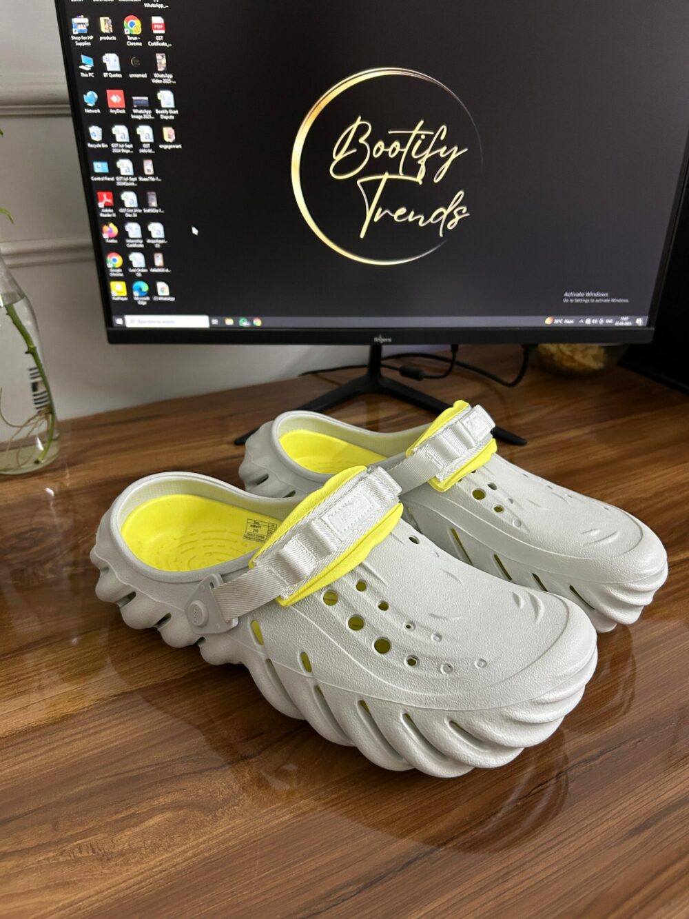 Crocs Echo Moon Light Clogs