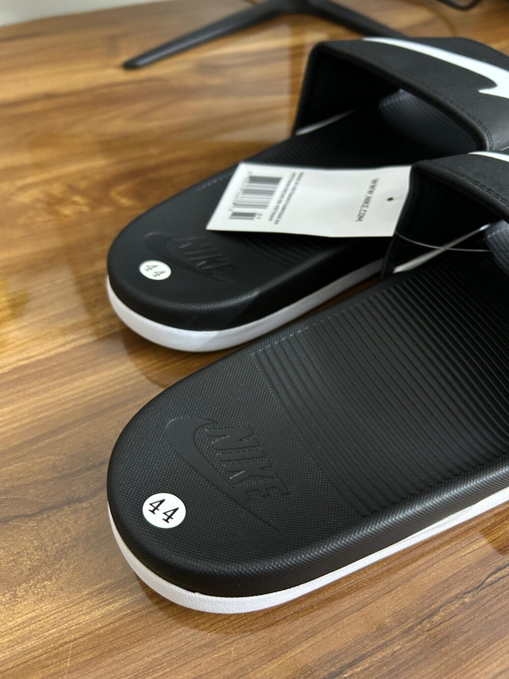 Nike Benassi Slides (Black) - Image 3