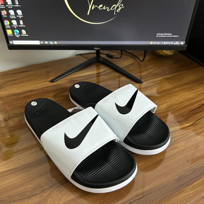 Nike Benassi Slides (White)