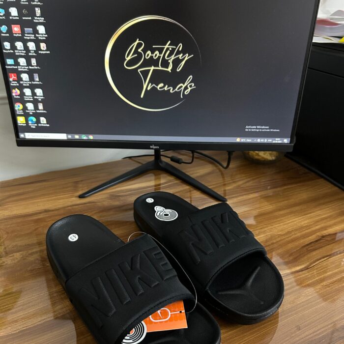 Nike Off Court Slides (Full Black)