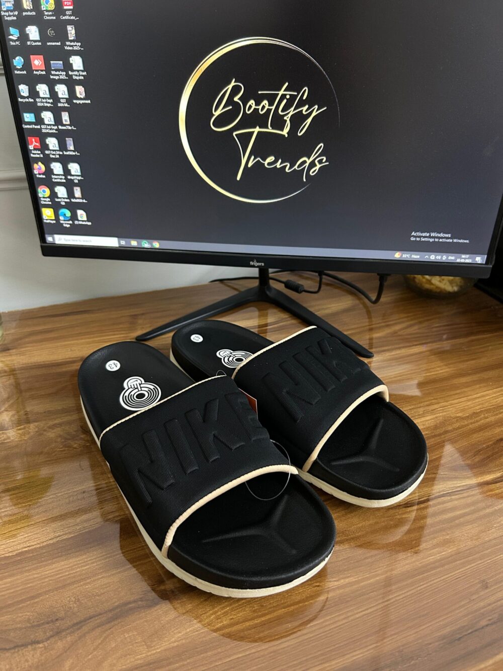 Nike Off Court Slides (Black/Beige)