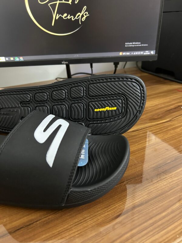 Skechers Hyper Burst Recovery Logo Slides (Black) - Image 3