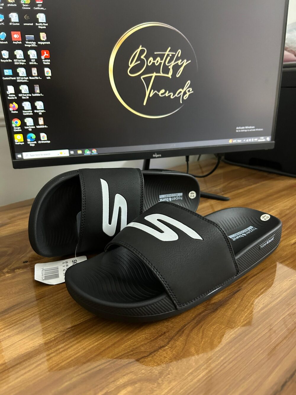 Skechers Hyper Burst Recovery Logo Slides (Black) - Image 2