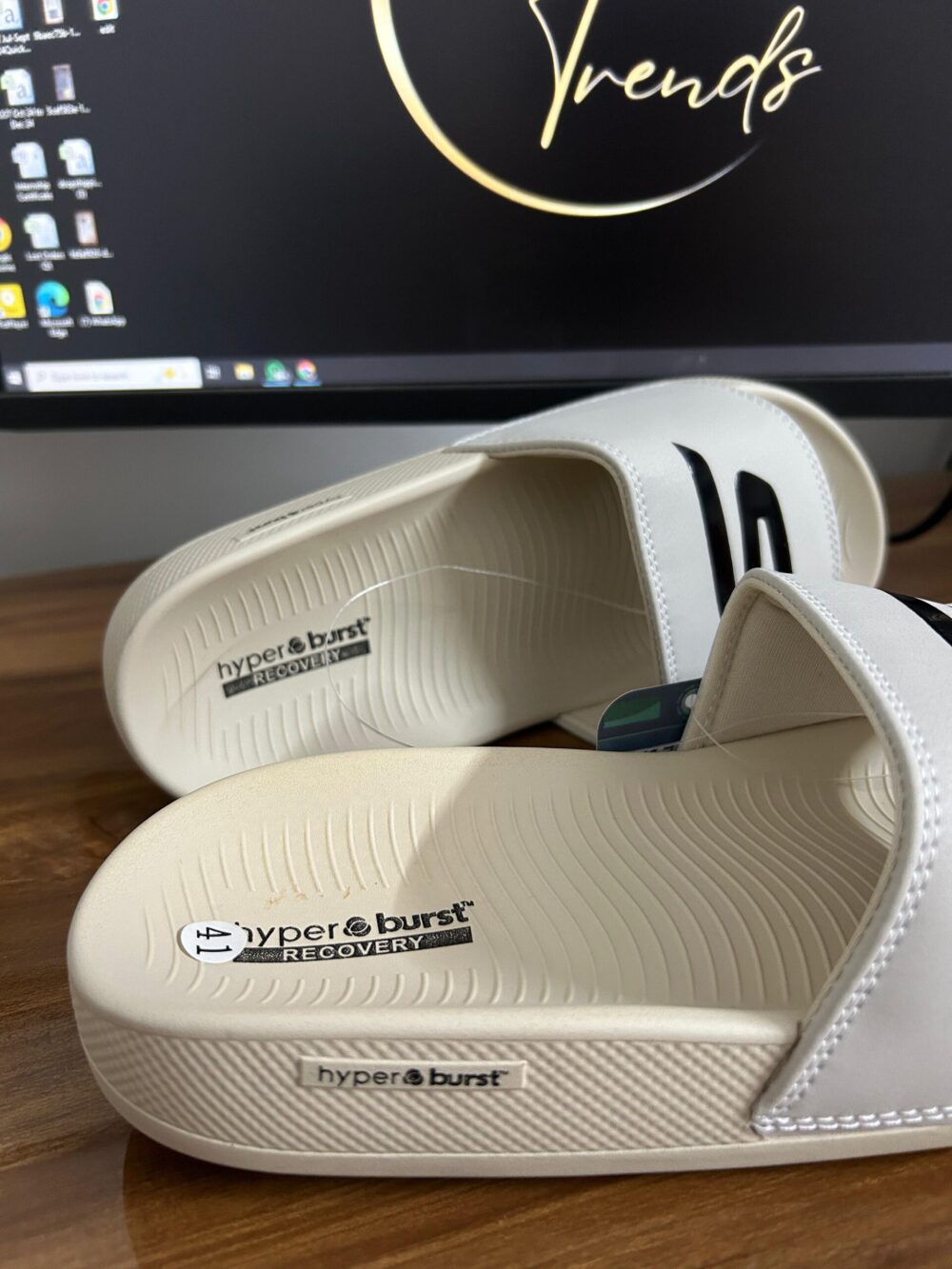 Skechers Hyper Burst Recovery Logo Slides (Off-White) - Image 4