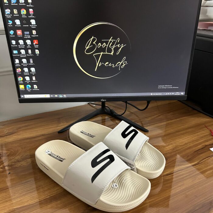 Skechers Hyper Burst Recovery Logo Slides (Off-White)
