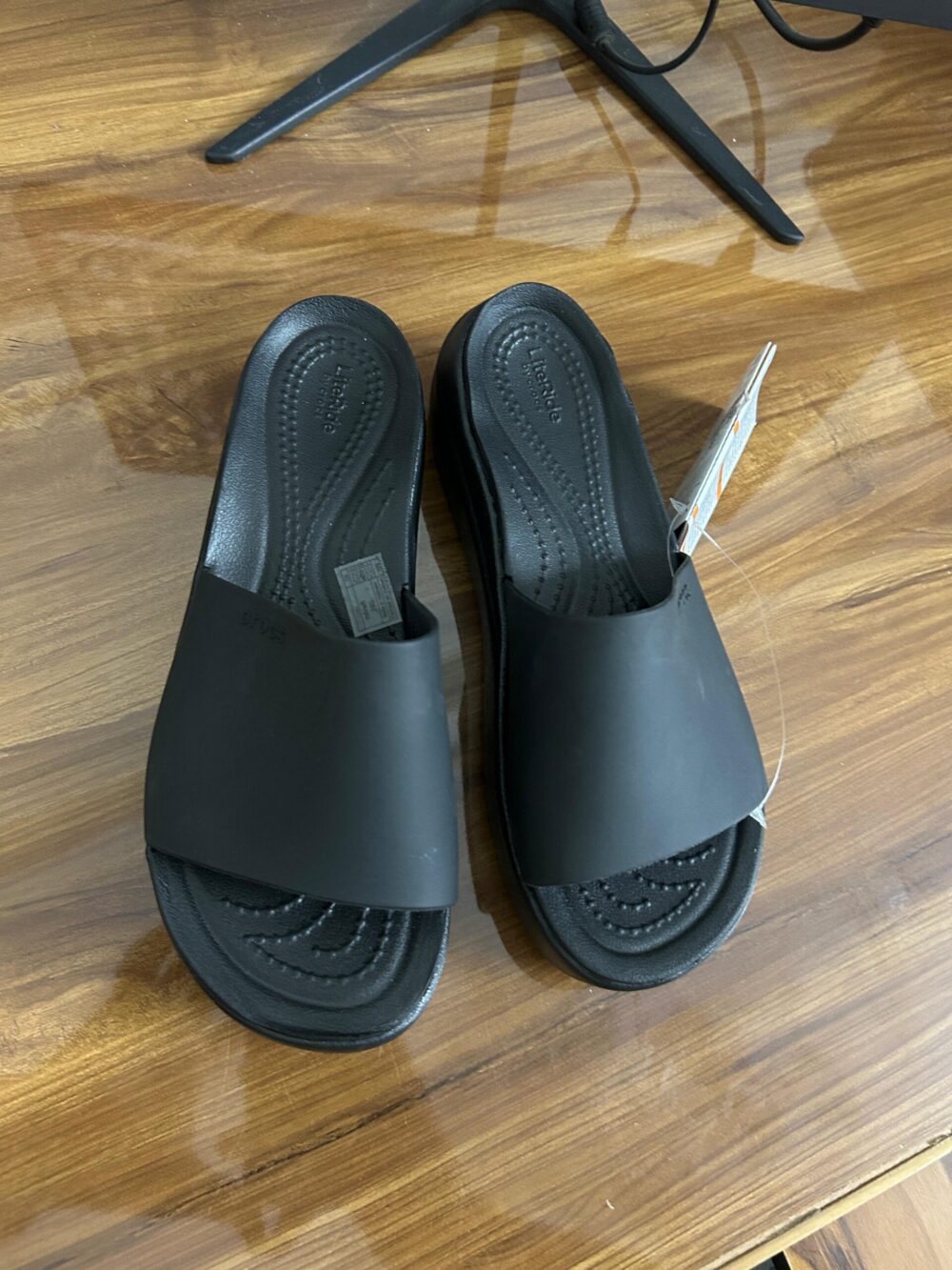 Crocs Brooklyn Women Slides (Black) - Image 3