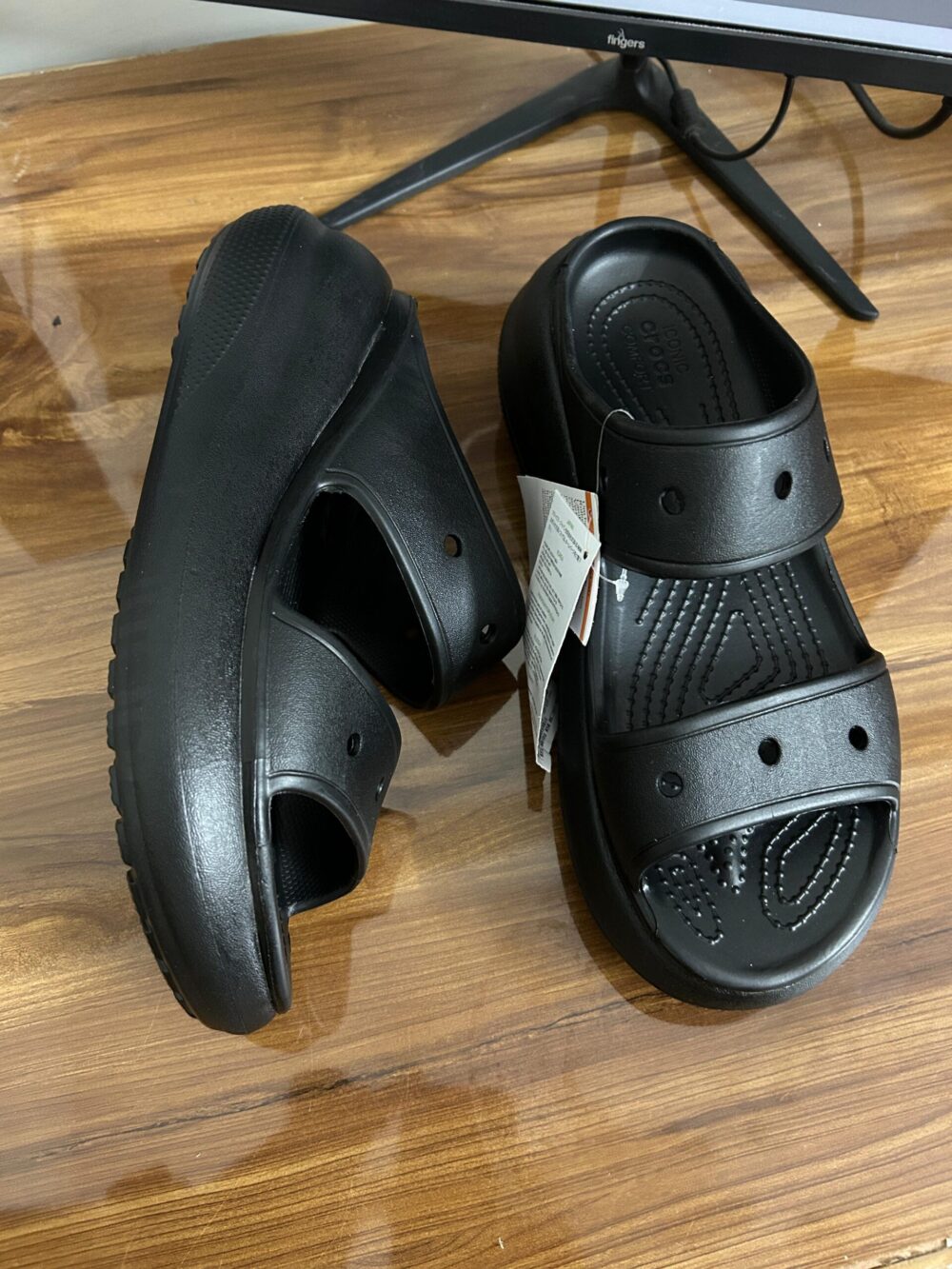 Crocs Crush Women Sandal (Black) - Image 3