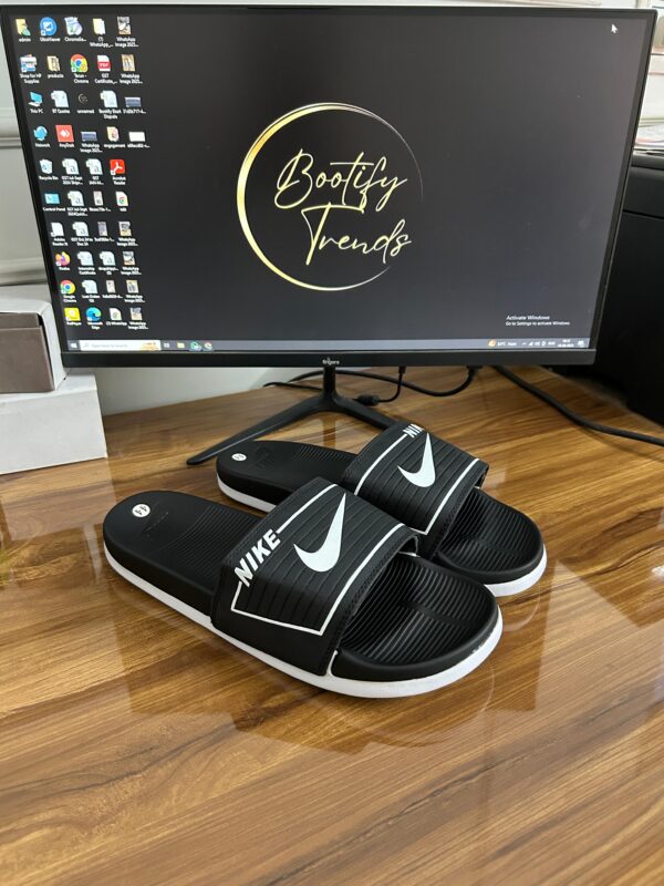 Nike Benassi JDI QS Slides (Black/White)
