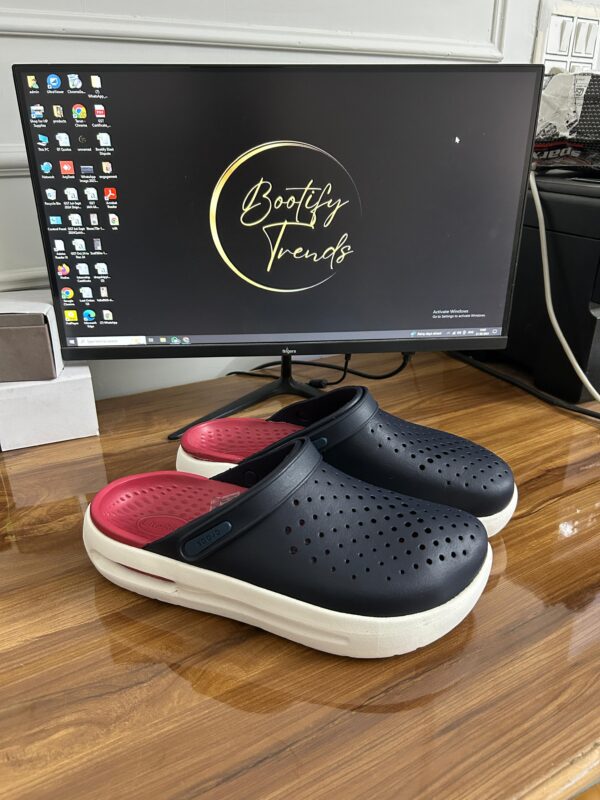 Crocs InMotion Clogs (Navy/Red)