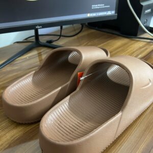 Nike Calm Slides (Brown)