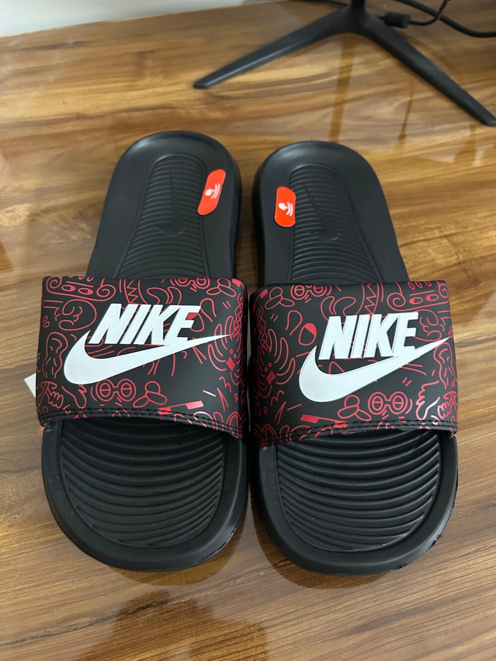 Nike Doodle Slides (Red) - Image 2