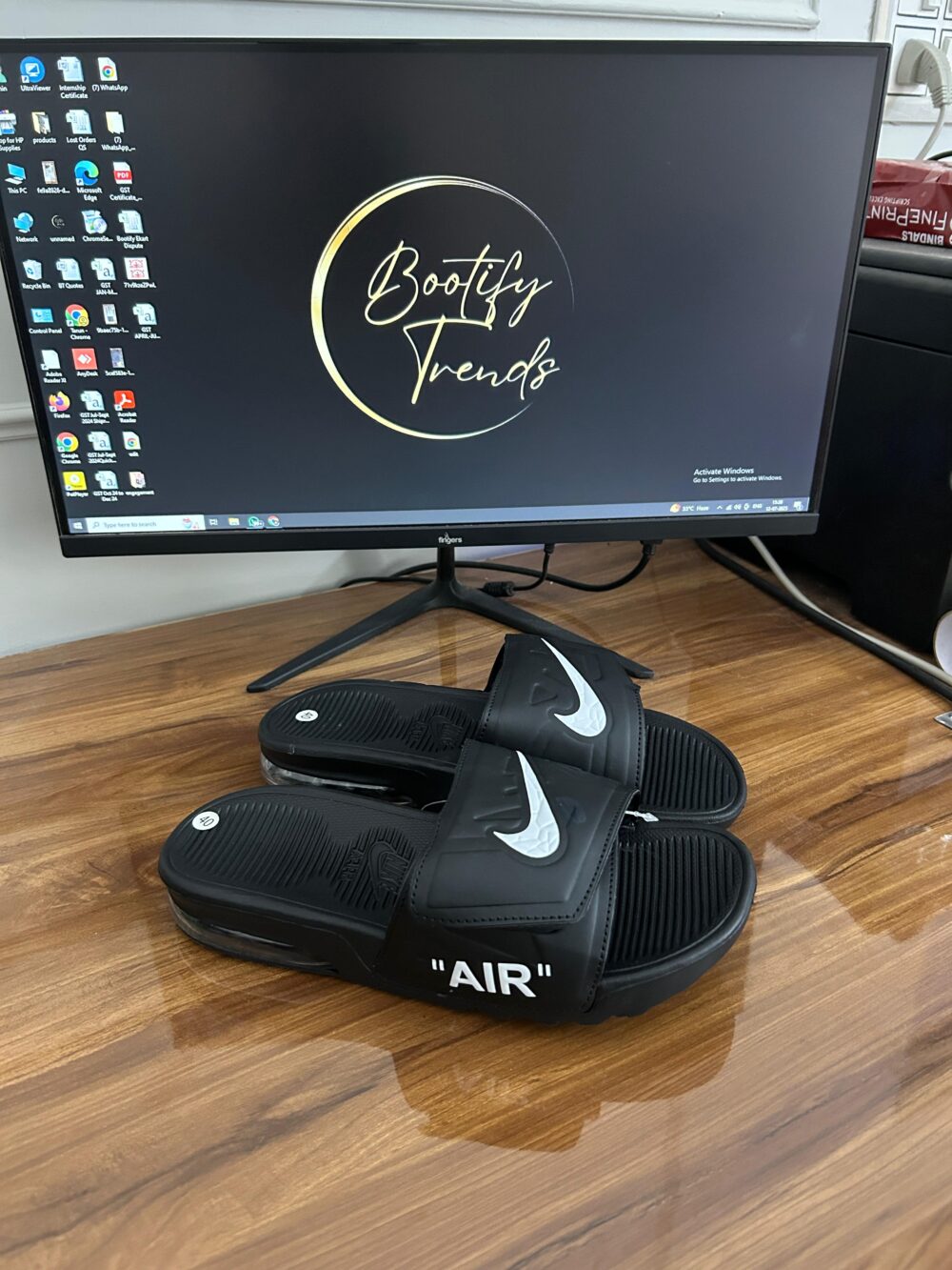 Nike Air Slides (Black)