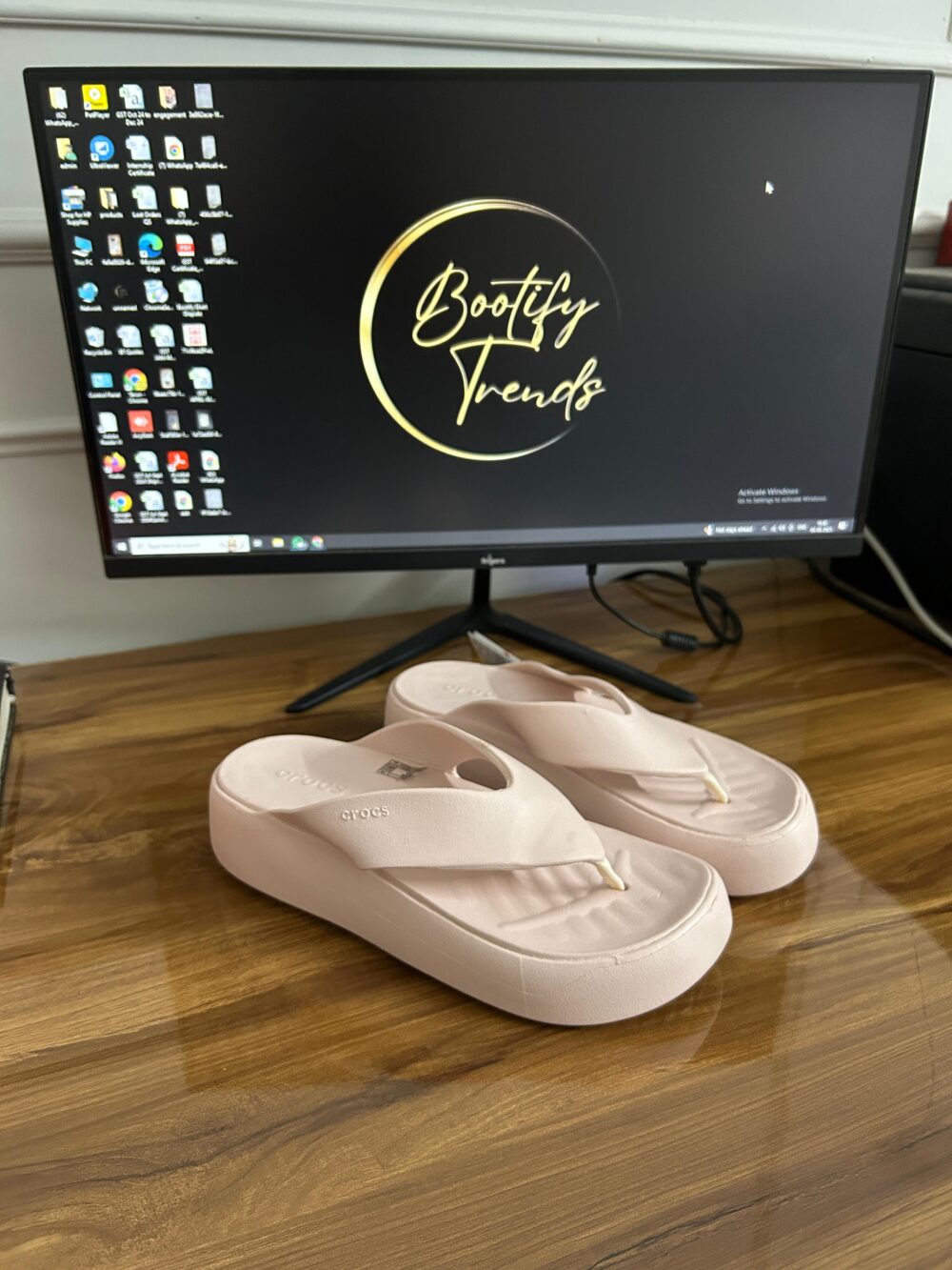 Crocs GetAway Platform Flip-Flops (Quartz/Pink)