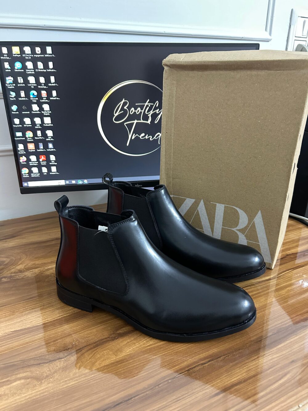 Zara Chelsea Boots (Black)