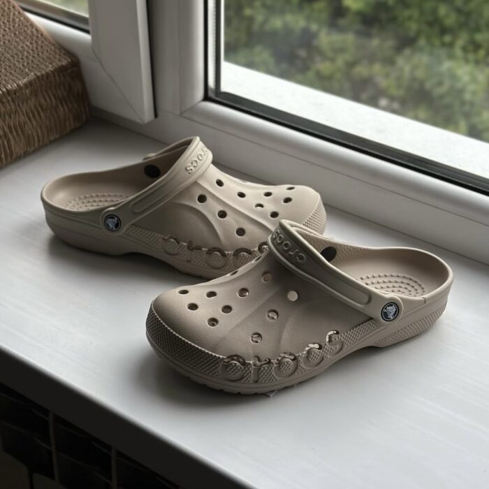 Crocs Baya Clogs (Brown)