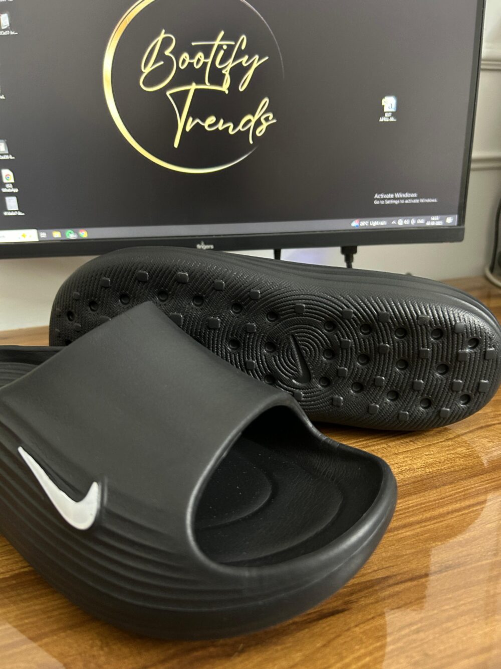 Nike ReactX Slides (Black) - Image 2