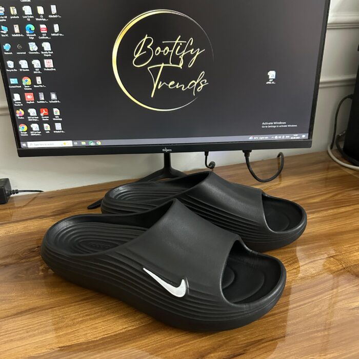 Nike ReactX Slides (Black)