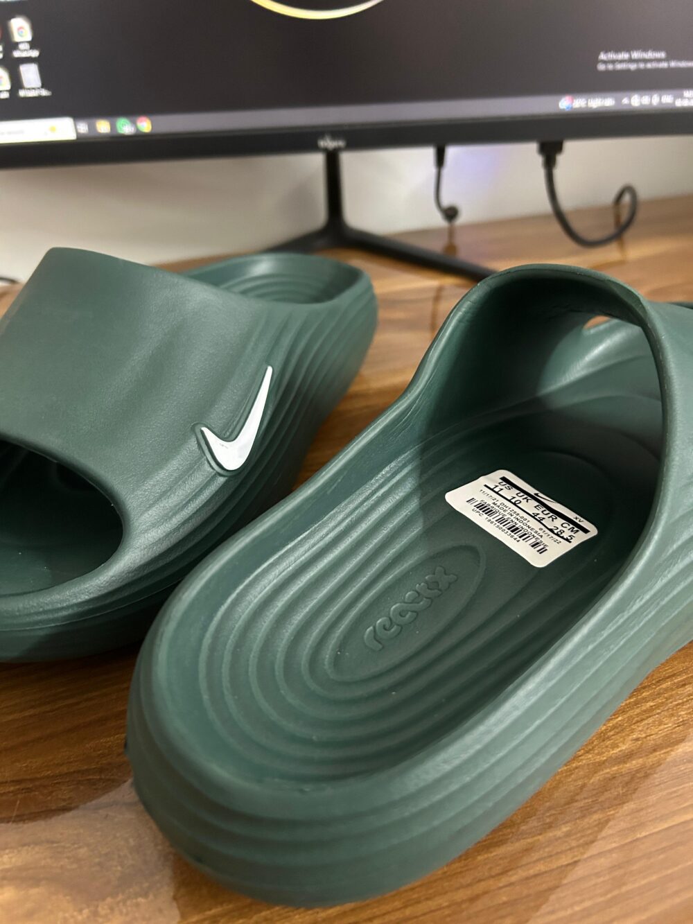 Nike ReactX Slides (Green) - Image 3