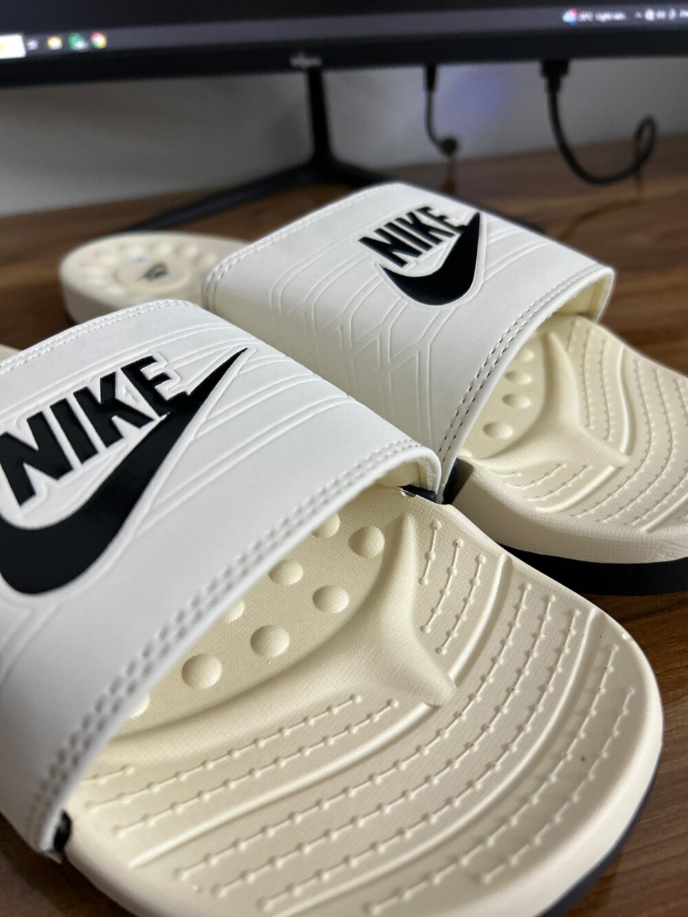 Nike Solar Soft Slides (Off-White) - Image 3