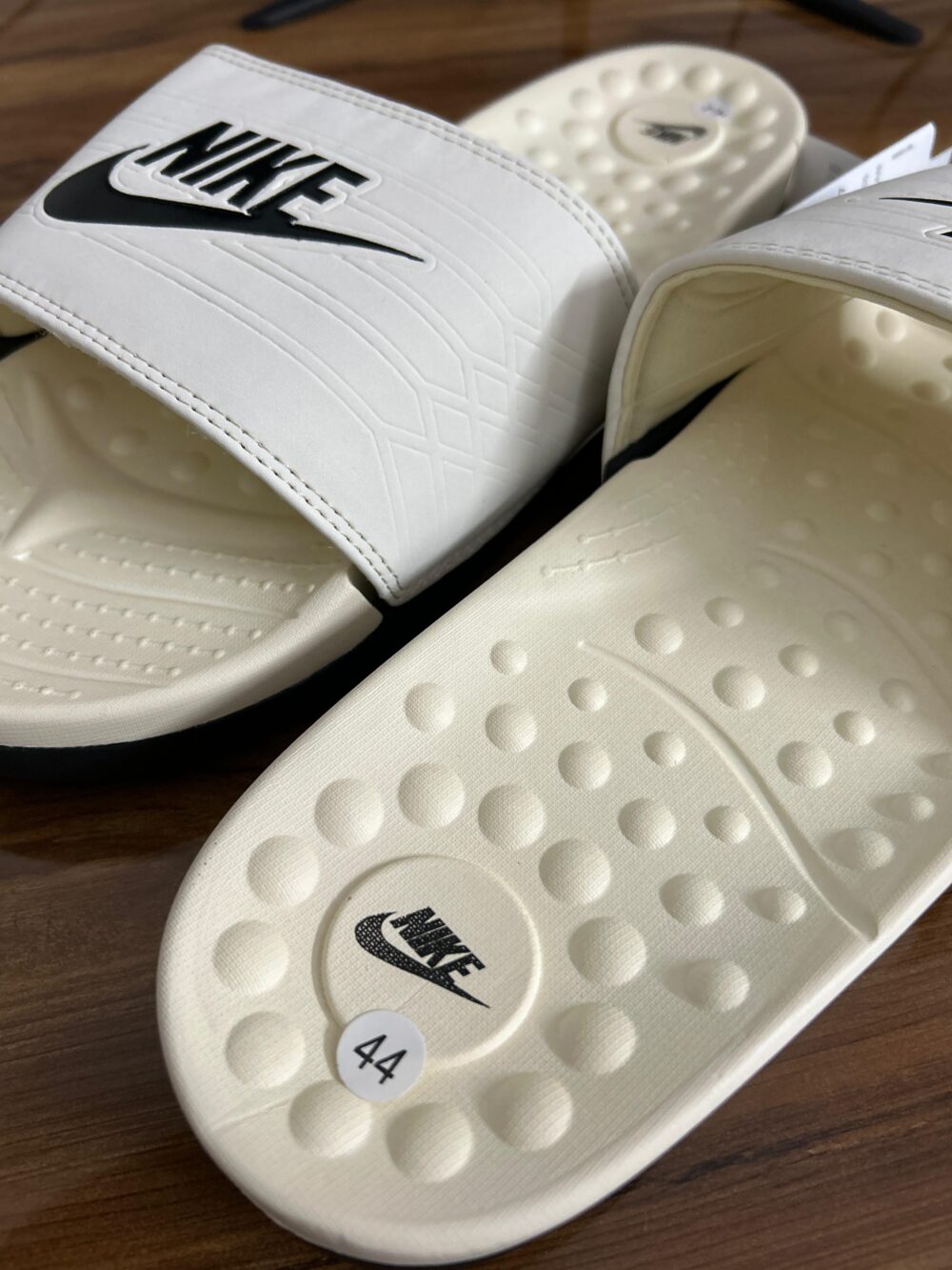 Nike Solar Soft Slides (Off-White) - Image 2