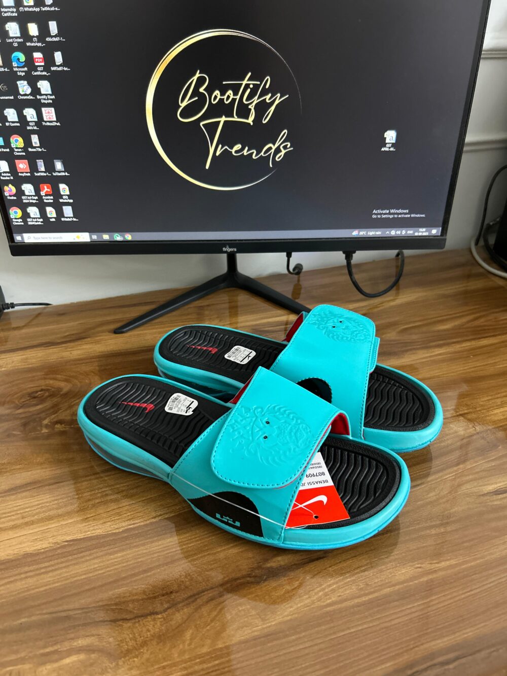 Nike AirMax Slides (Blue)