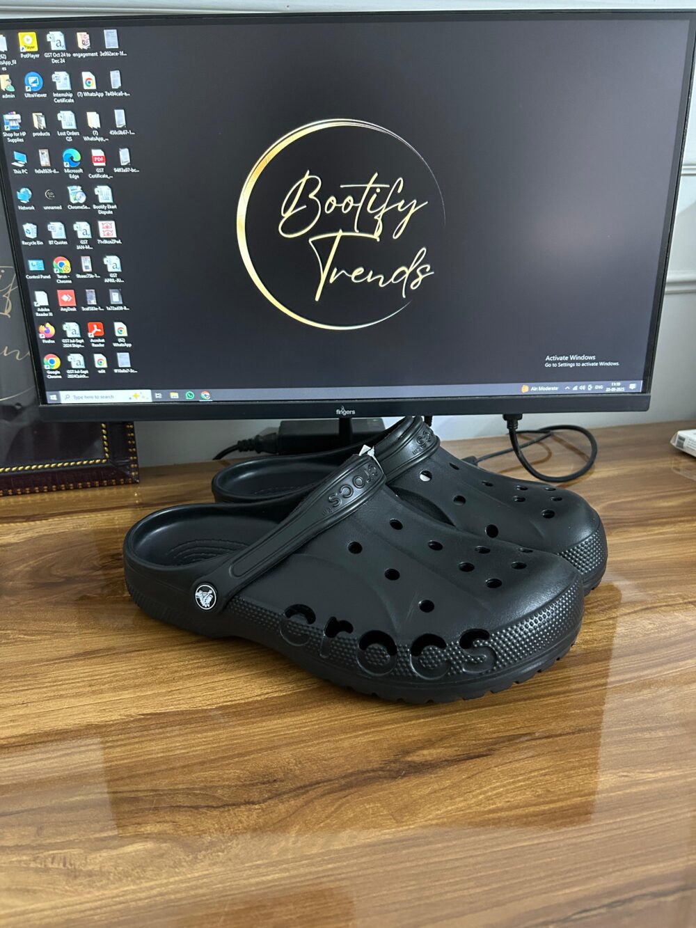 Crocs Baya Clogs (Black)