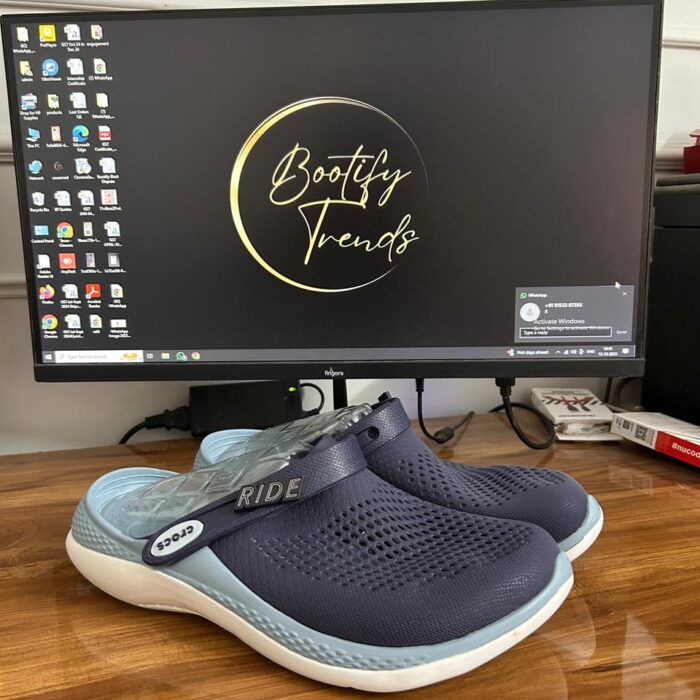 Crocs Literide 360 Clogs (Navy)